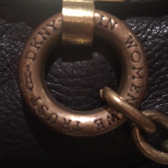 Authentic DKNY leather backpack - Picture 2 of 8